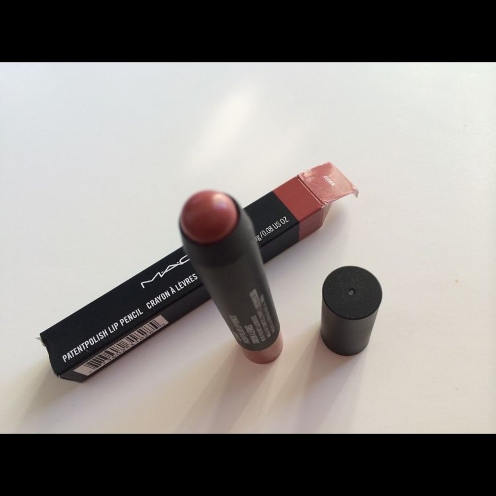 Discontinued Mac Patent Polish - CLEVER